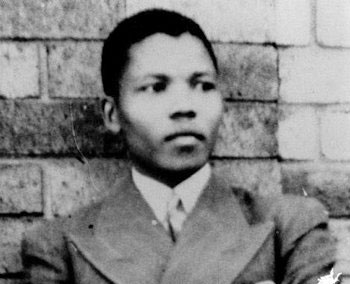 Nelson Mandela, de su infancia al inicio de su compromiso político
